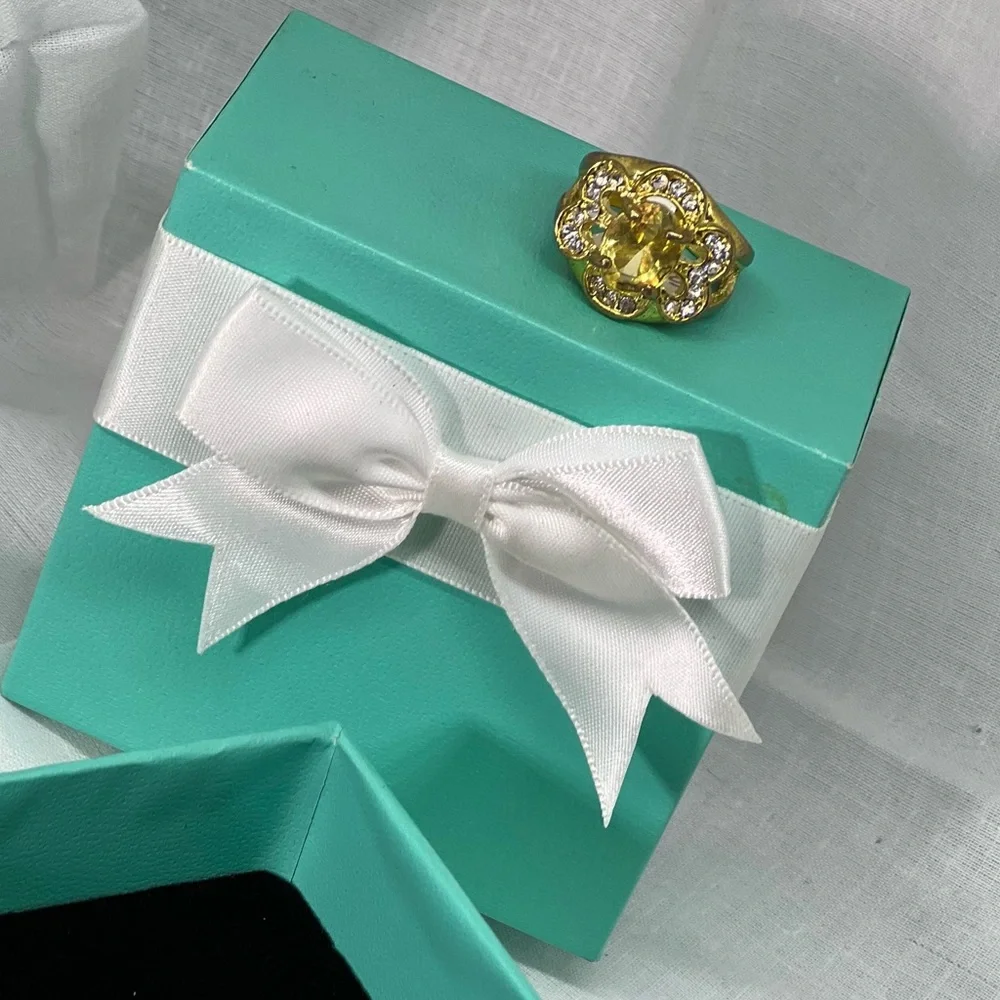 Gorgeous Big Statement Ring Vintage Deadstock 90s Glam